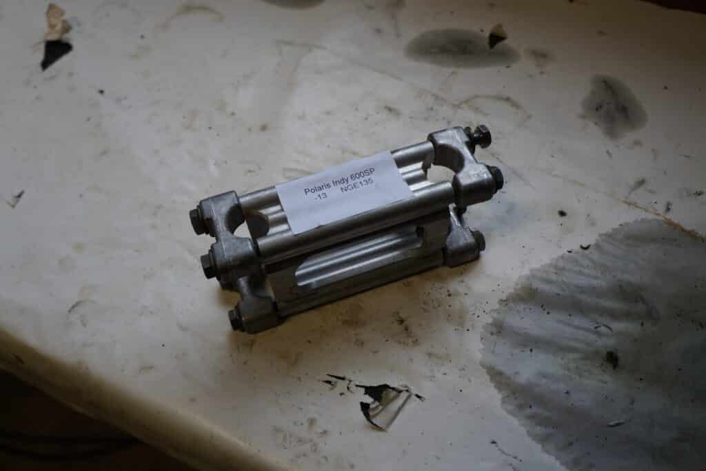 Polaris Indy 600 -13   styrhöjare