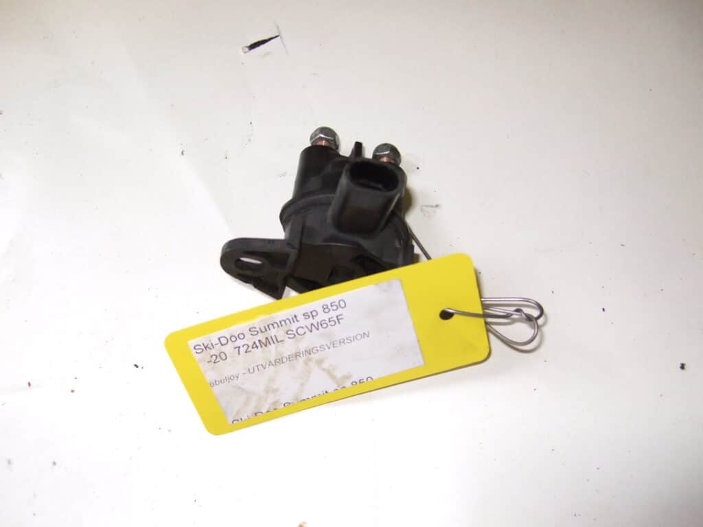 Ski-doo Summit 850SP -20  Solenoid