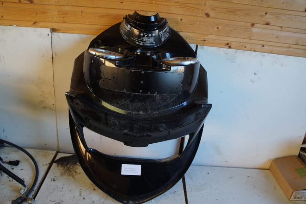 Lynx Enduro Sport 500ss -05   Plast runt lyset