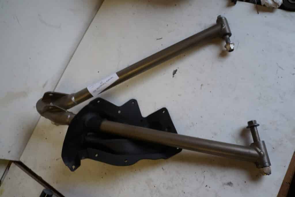 Yamaha Transporter 800 -23  A-arm, nedre, höger