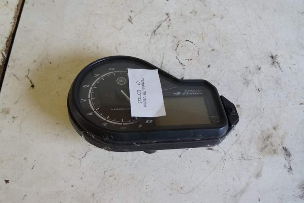 Yamaha RS Vector -07  Hastighetsmätare