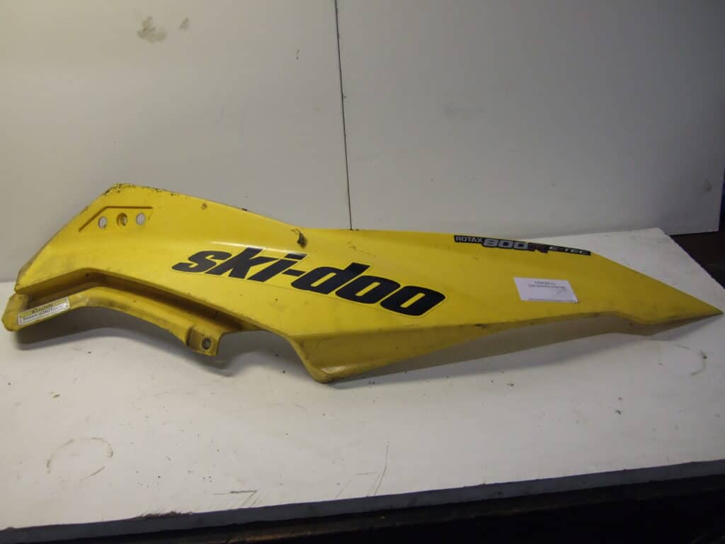 Ski-doo Summit 800 -13  Huvsida Höger