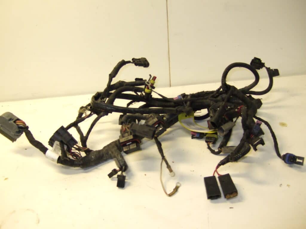 Ski-doo Summit 800 -13  Kabelstam