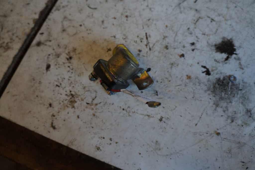 Polaris Classic Touring 500 -99  solenoid