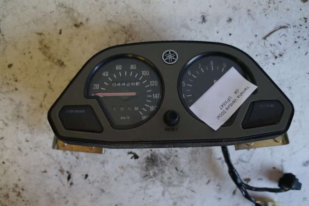 Yamaha Venture 500XL -04  Hastighetsmätare 442 mil