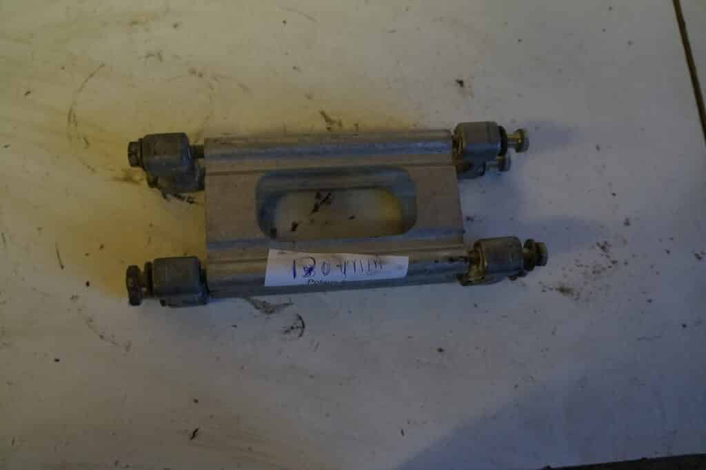 Polaris Switchback 600 -08    styrhöjare 130mm