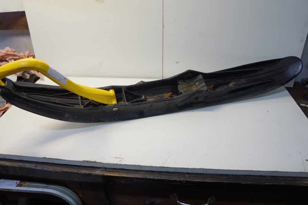 Ski-doo Summit 600 e-tec -09  Skidor