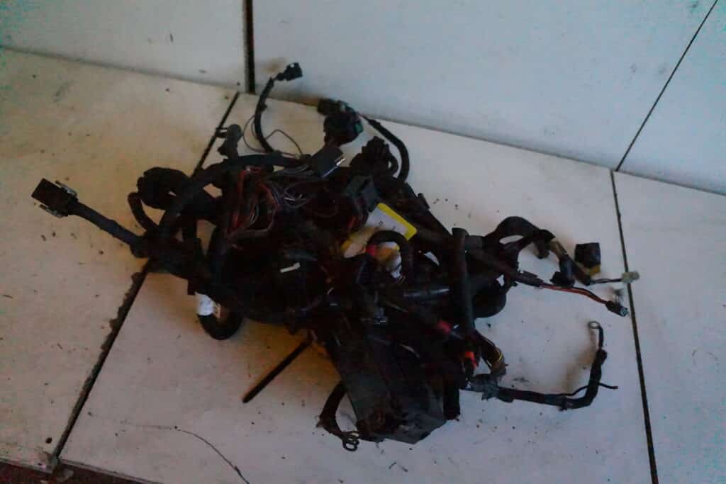 Polaris Switchback FST -08    kabelstam