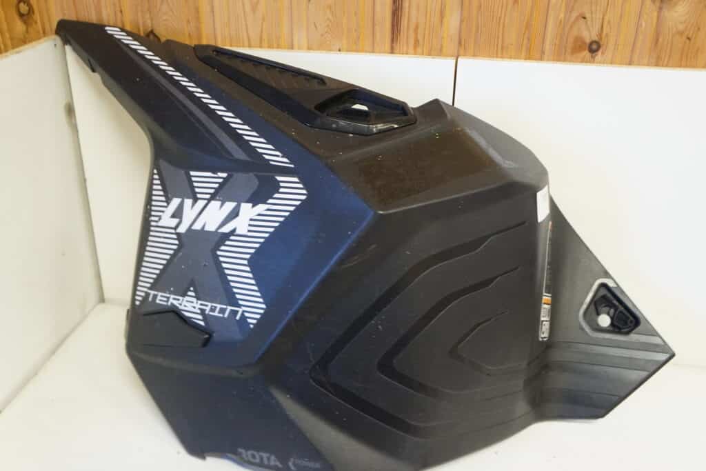 Lynx Xterrain 600r -19  Sidokåpa, vänster