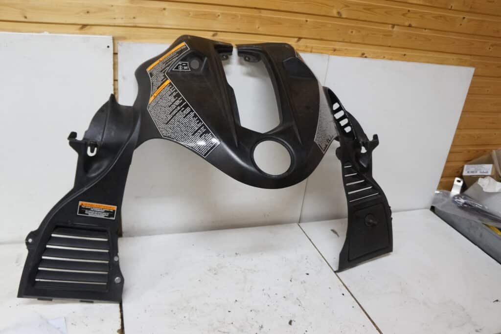 Polaris Dragon 700 -08    tankplast