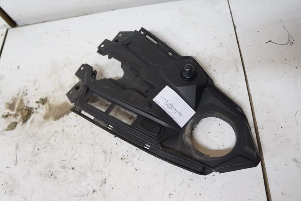 Lynx Boondocker 850 3700RE -21  Tankplast