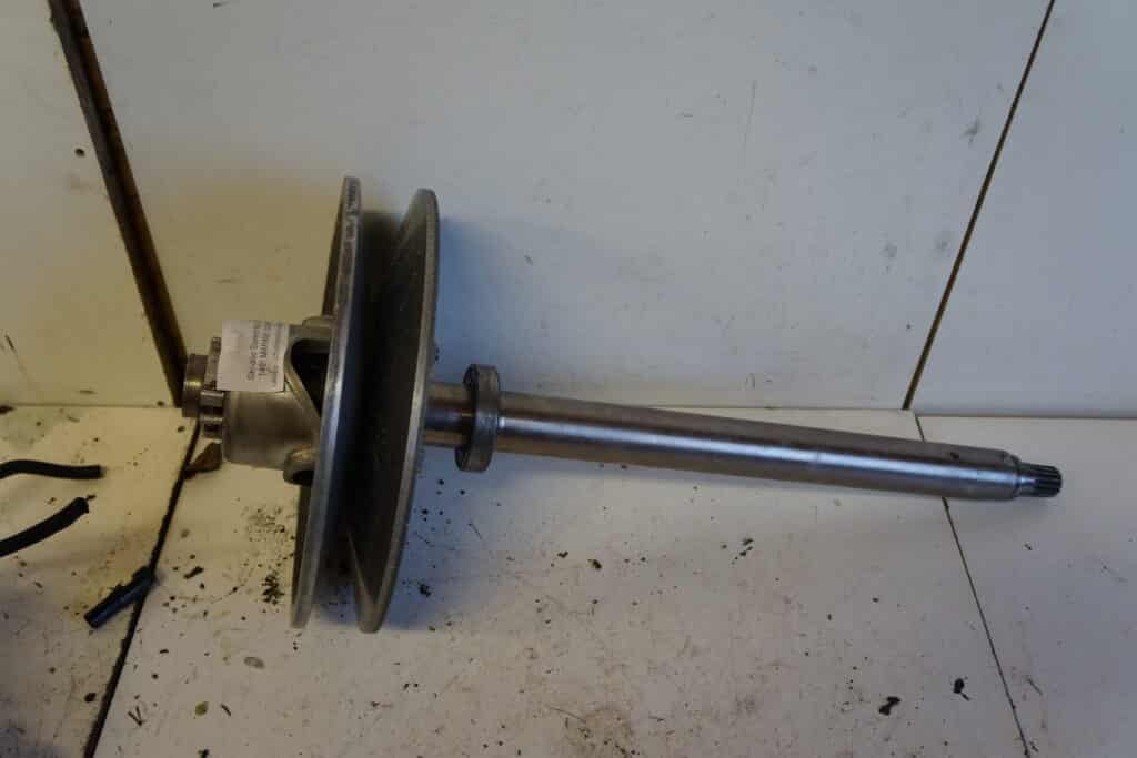 Ski-doo Summit 600 e-tec -12  Sekundärvariator inkl axel