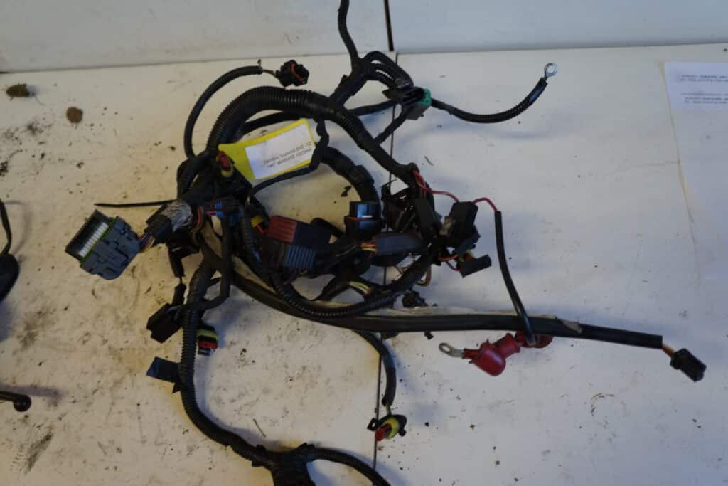 Ski-doo Summit 600 e-tec -12  Kabelstam