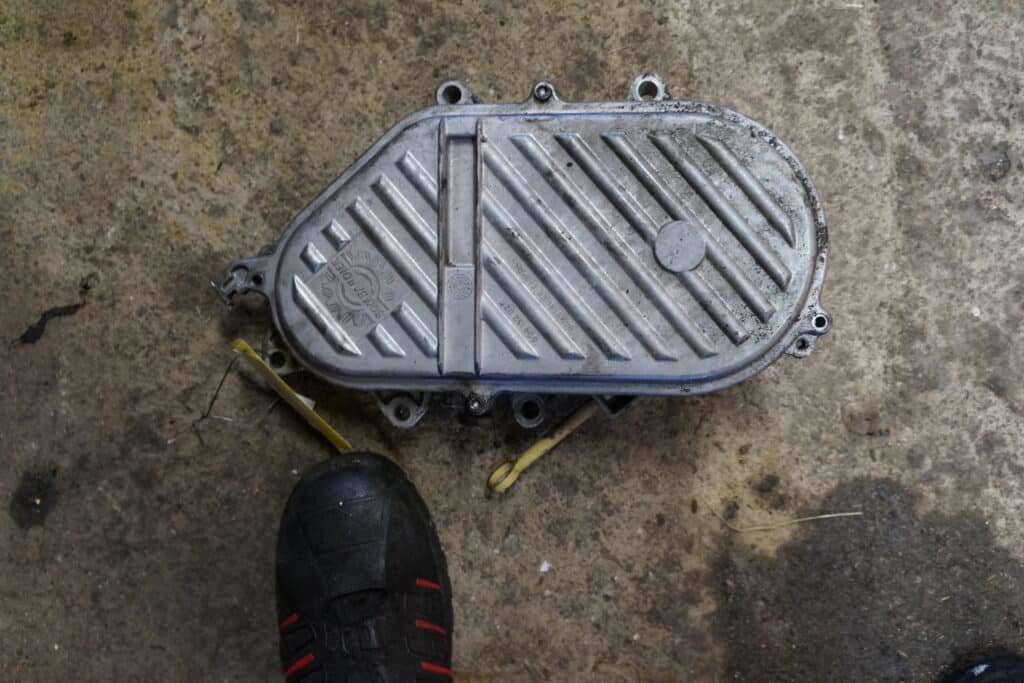Lynx Enduro 600 -01  kedjehus Komplett