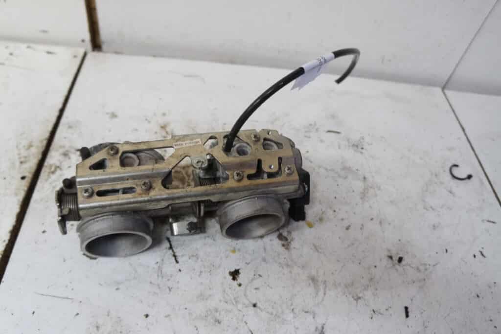 Ski-doo Expedition 600 sdi -09  Spjällhus