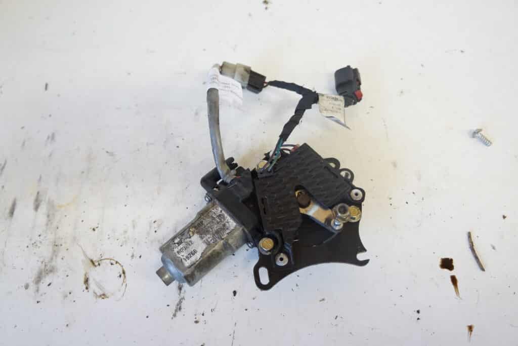 Lynx Commander 900 ace -20  Backmotor