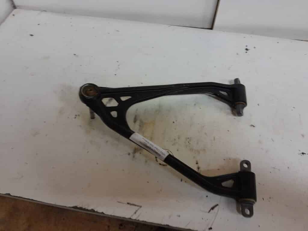 polaris pro-rmk 800 155 -18  A-arm övre höger