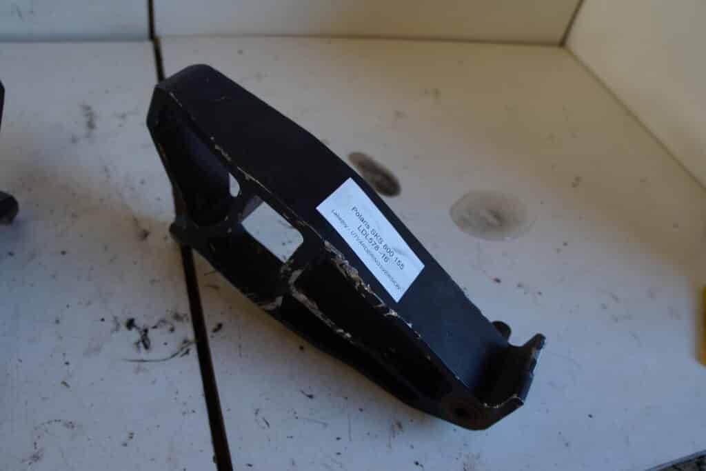 Polaris Sks 800 155” -16  Skidben höger