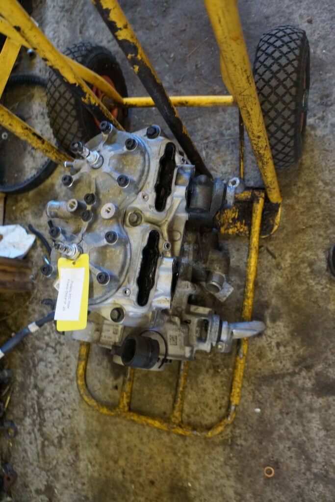 Polaris Khaos 850 -20  Motor 451 mil  