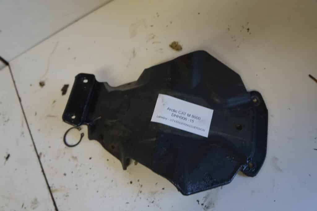 Arctic-cat M8000 -15  Bukplast