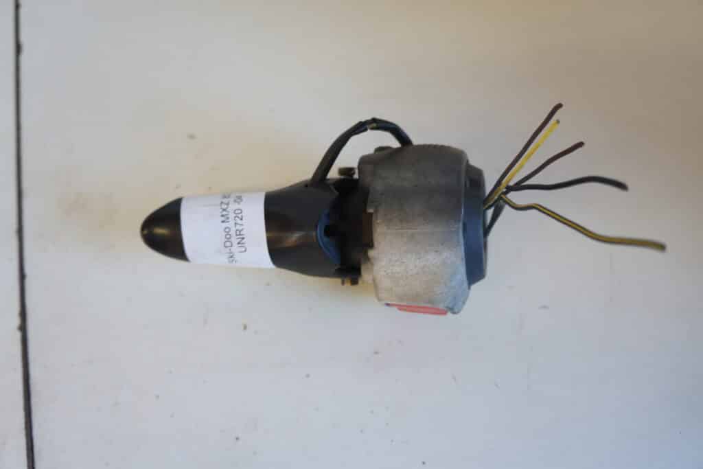Sk-doo mxz 800 -04  Gasblock