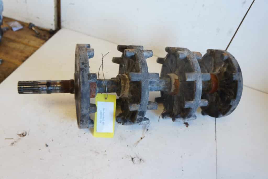 Sk-doo mxz 800 -04  Drivaxel