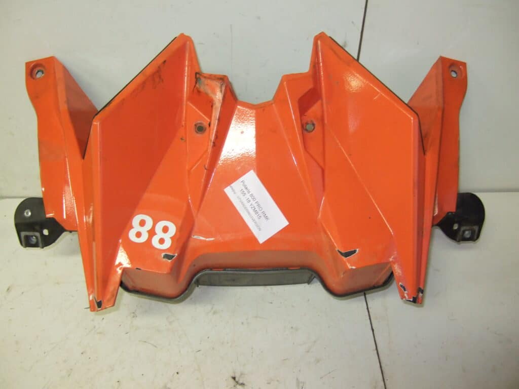 polaris pro-rmk 800 155 -18  Luftburk på huven