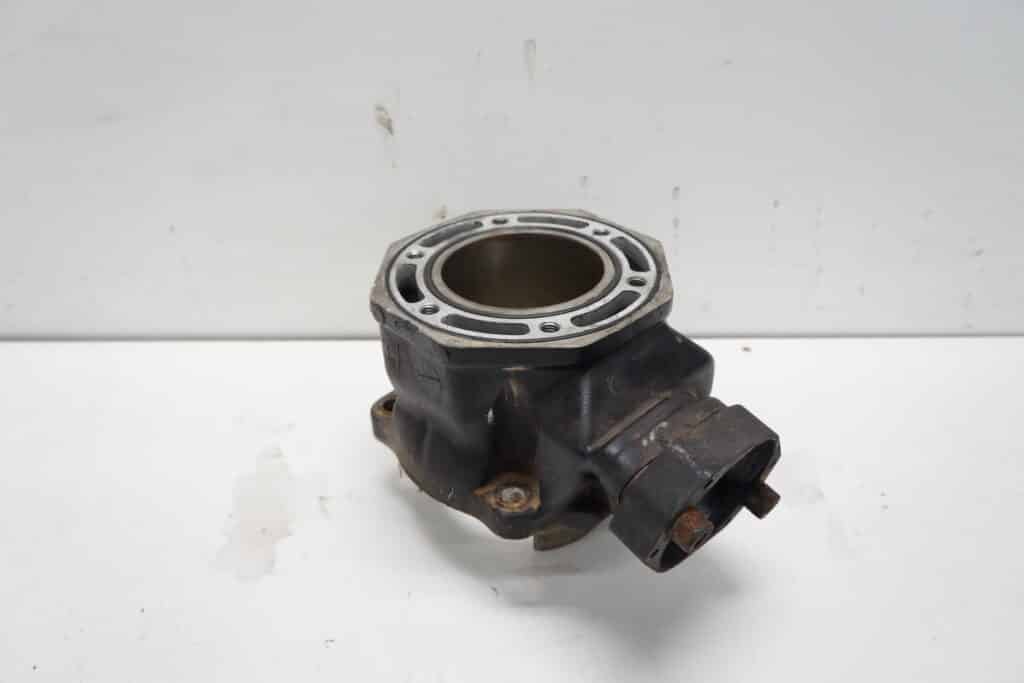 Arctic-cat Triple touring 600 -98  Cylinder