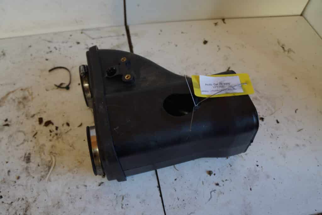 Arctic-cat ZR 8000 -18  insug i fronten