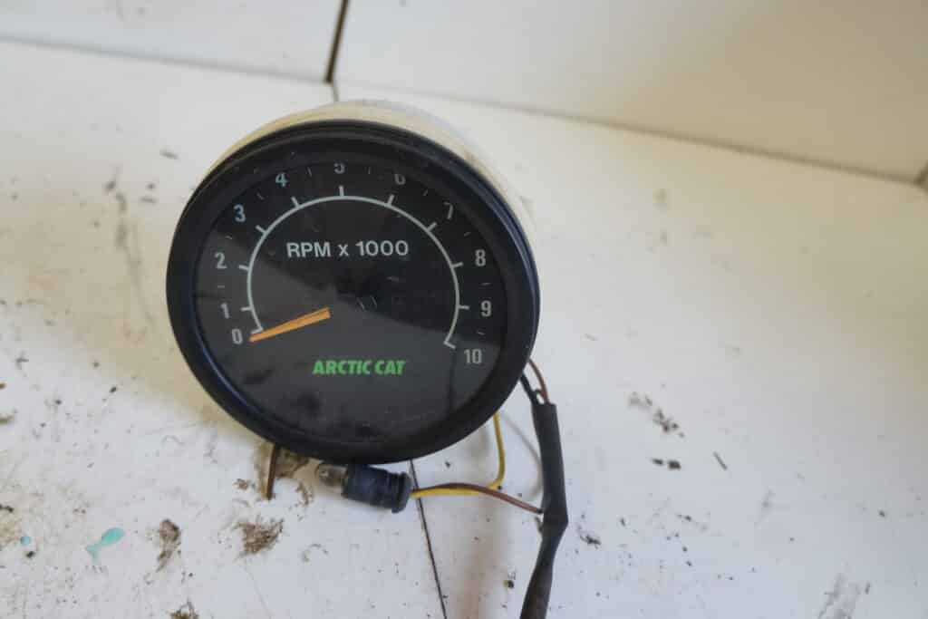 Arctic-cat Triple touring 600 -98  Varvräknare