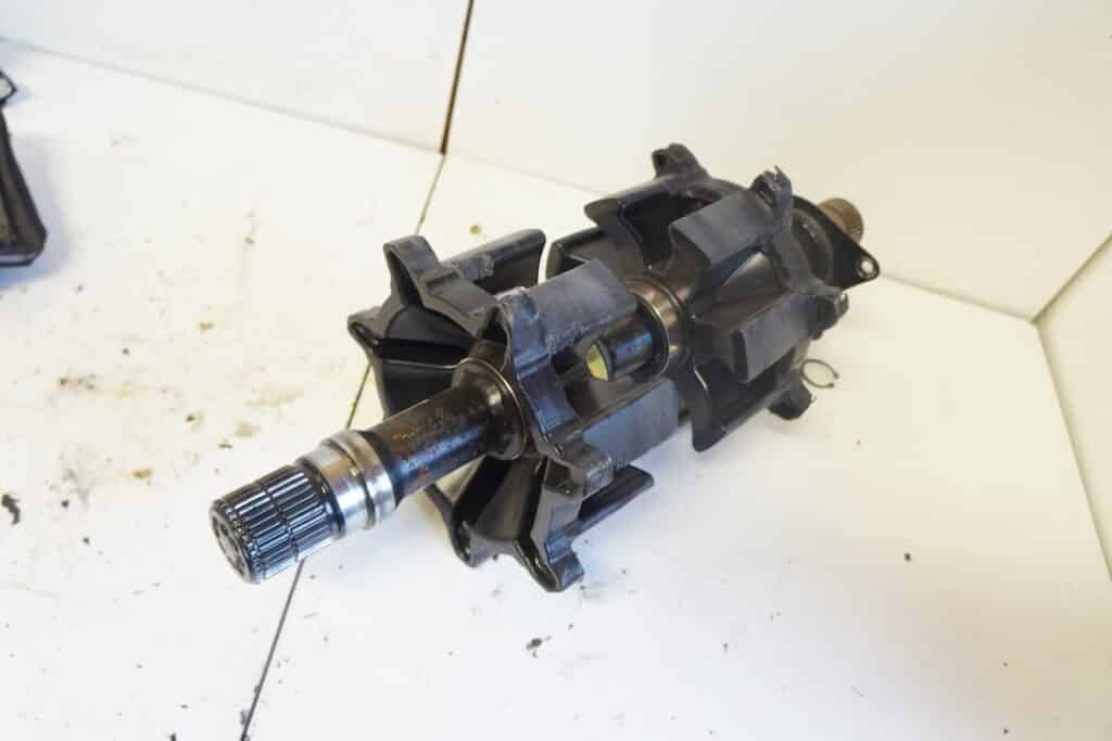 Arctic-cat M8000 -15  Drivaxel
