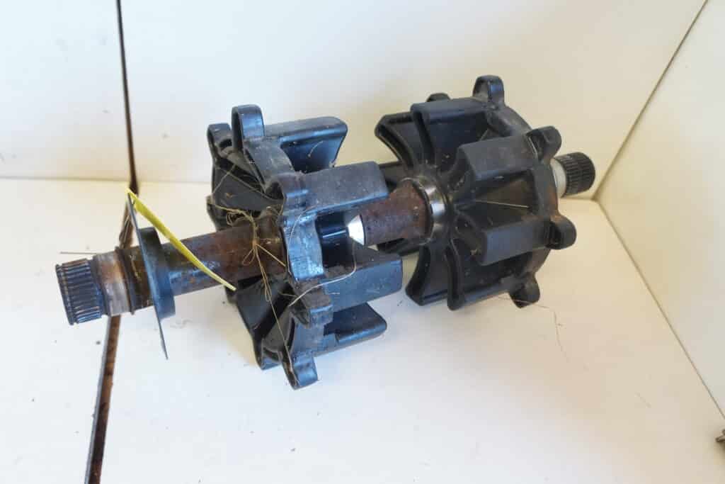 Arctic-cat M8000 -15  Drivaxel