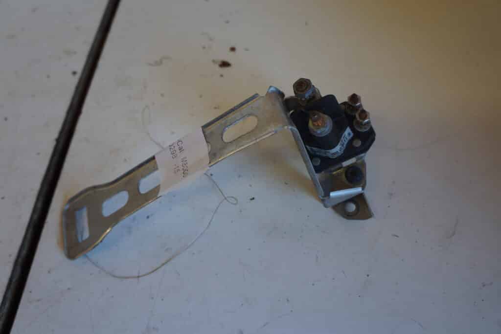 Arctic-cat M8000 -15  Solenoid