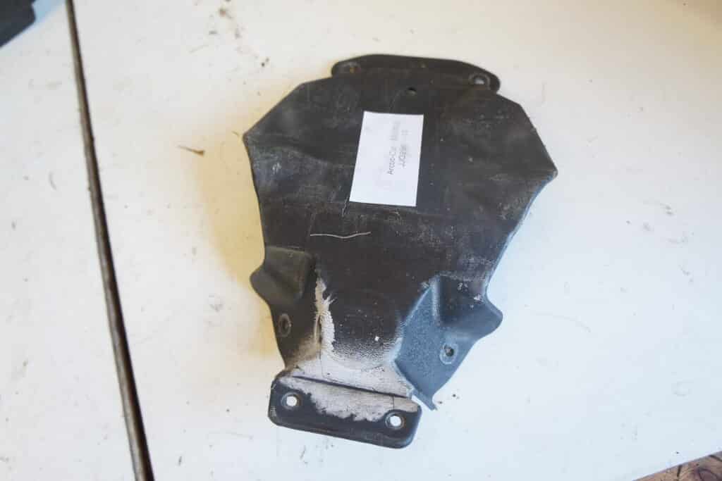 Arctic-cat M8000 -15  Bukplast