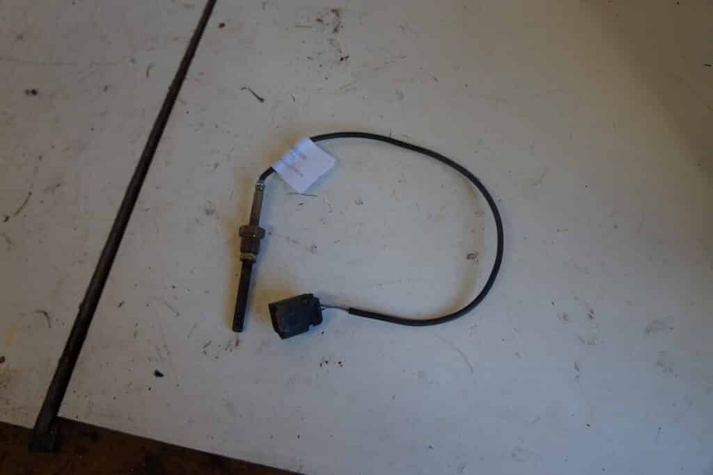 Arctic-cat M8000 -15  Avgastempgivare