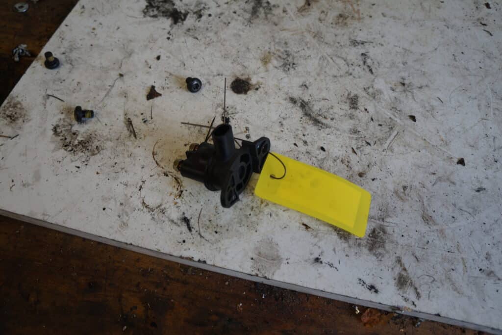 Ski-doo Summit 600r SP -21  Solenoid