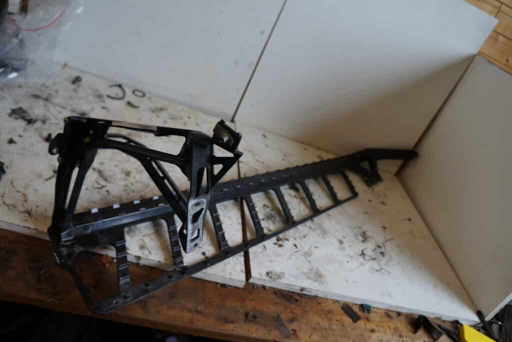 Polaris Khaos 850 -22  Fotsteg höger
