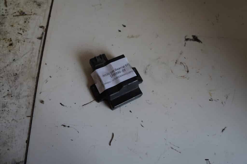 Arctic-cat Bearcat LT 570 -08  Databox