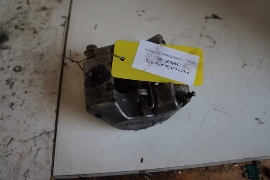 Arctic-cat Bearcat LT 570 -08  Bromsok