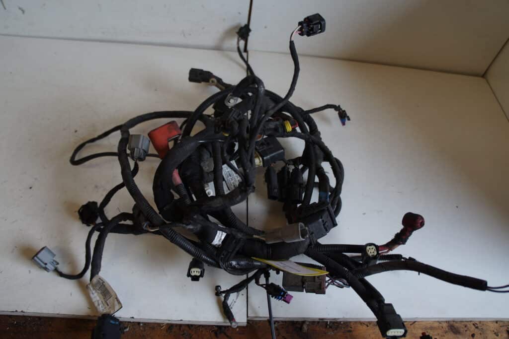 Ski-doo Summit 600r SP -19  Kabelstam