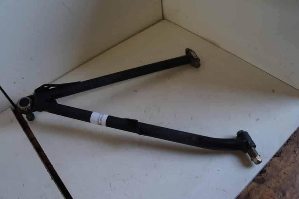 Lynx Boondocker 850 3900ds -18  A-arm, nedre vänster