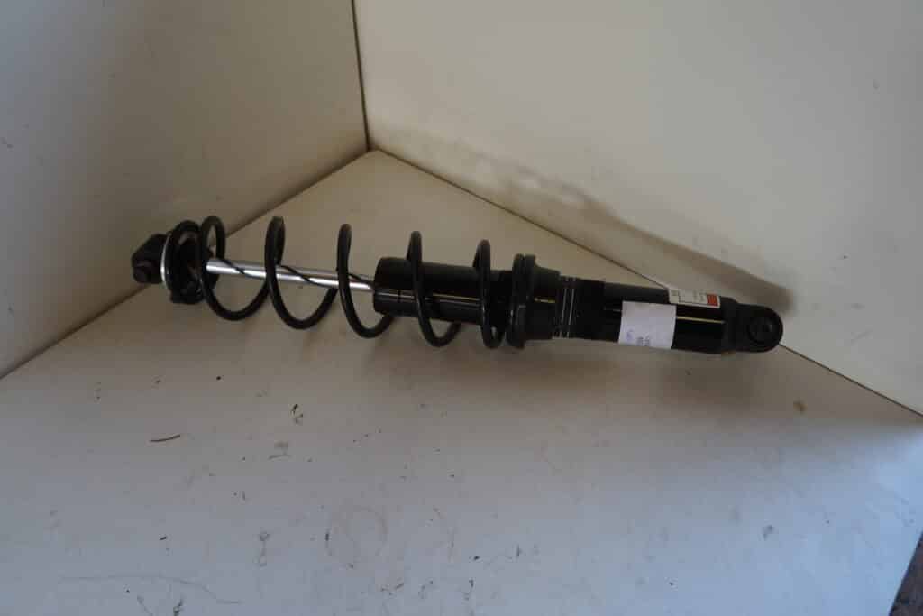 Lynx Boondocker 850 3900ds -18  Framvagnsstötdämpare