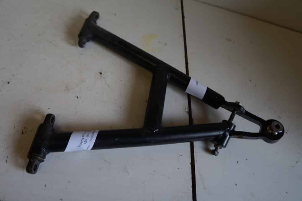 Polaris Pro-rmk 800 155” -16 A-arm nedre höger