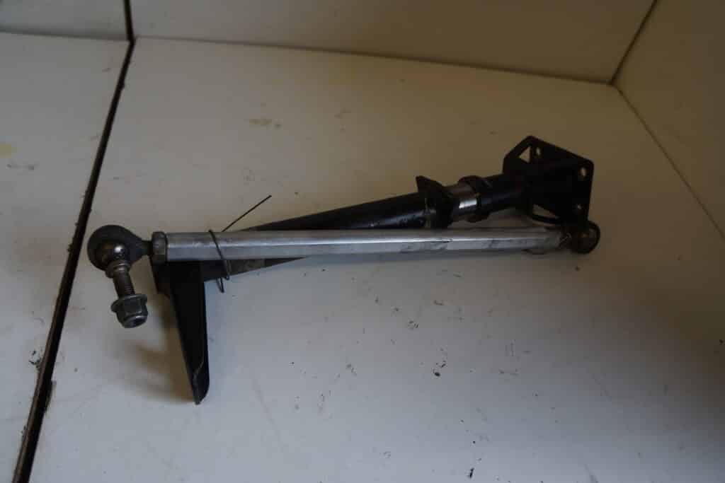 Polaris Pro-rmk 800 155” -16 Styrstång övre