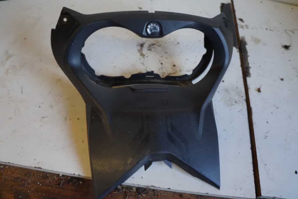 Lynx Ranger 900 Pro -19  Plast runt instrumenten
