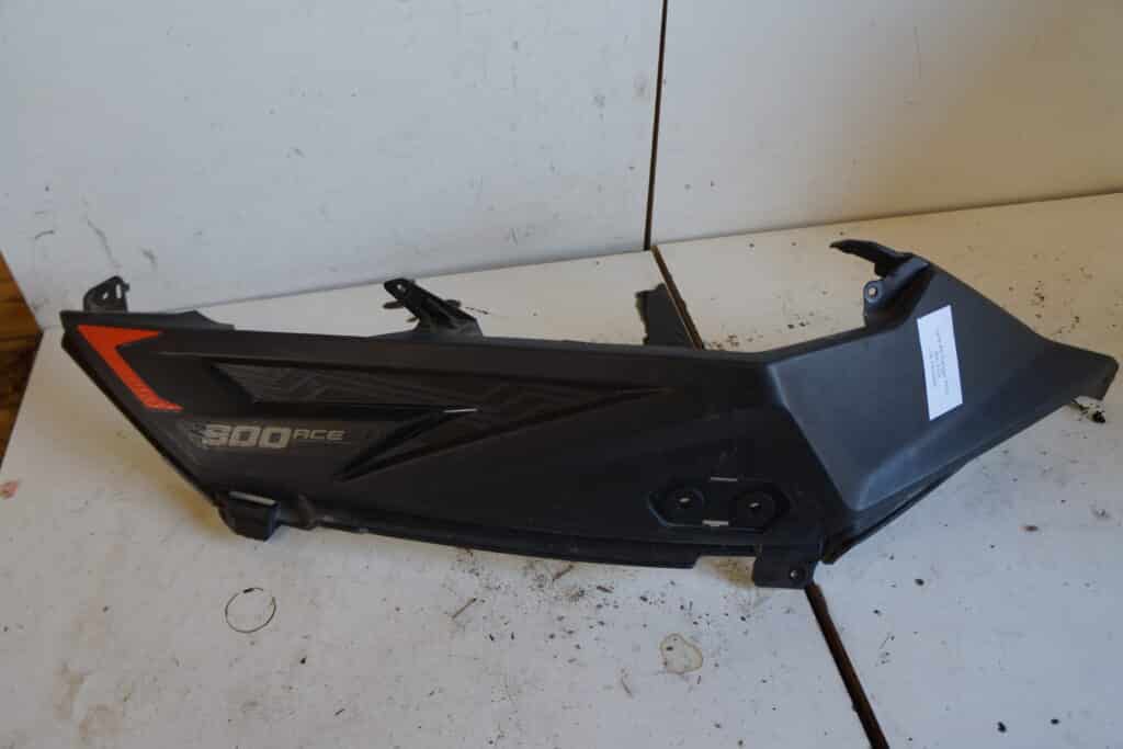 Lynx Ranger 900 Pro -19  Huvsida bakre vänster