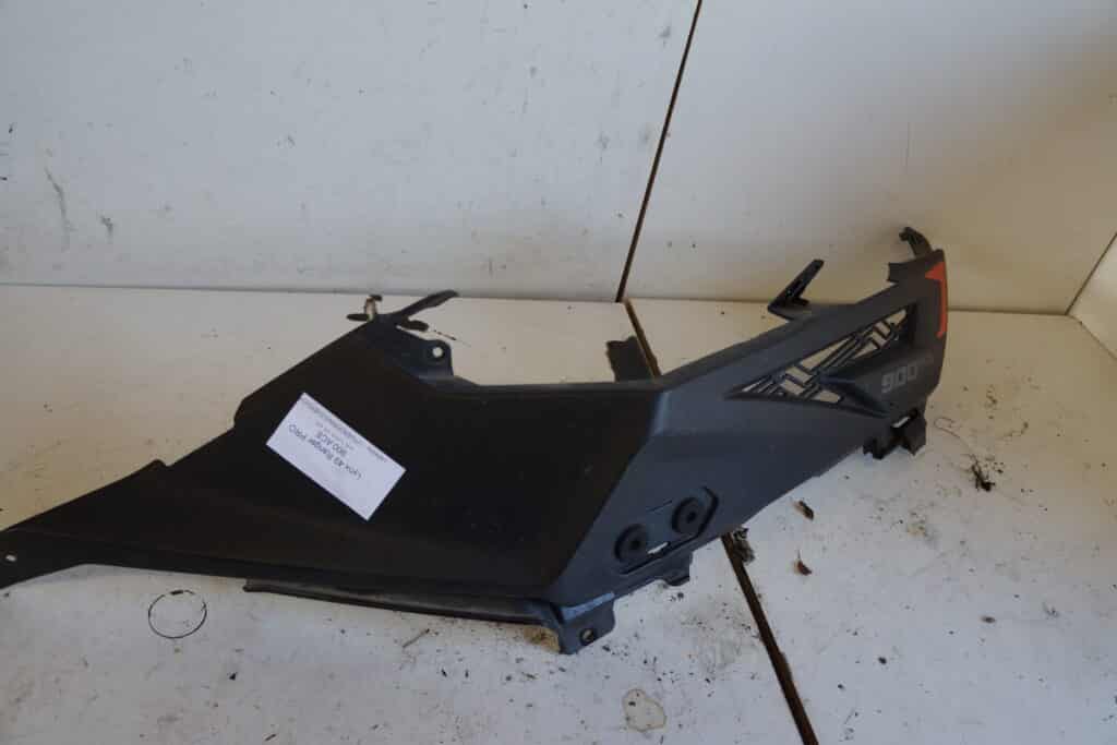 Lynx Ranger 900 Pro -19  Huvsida bakre Höger