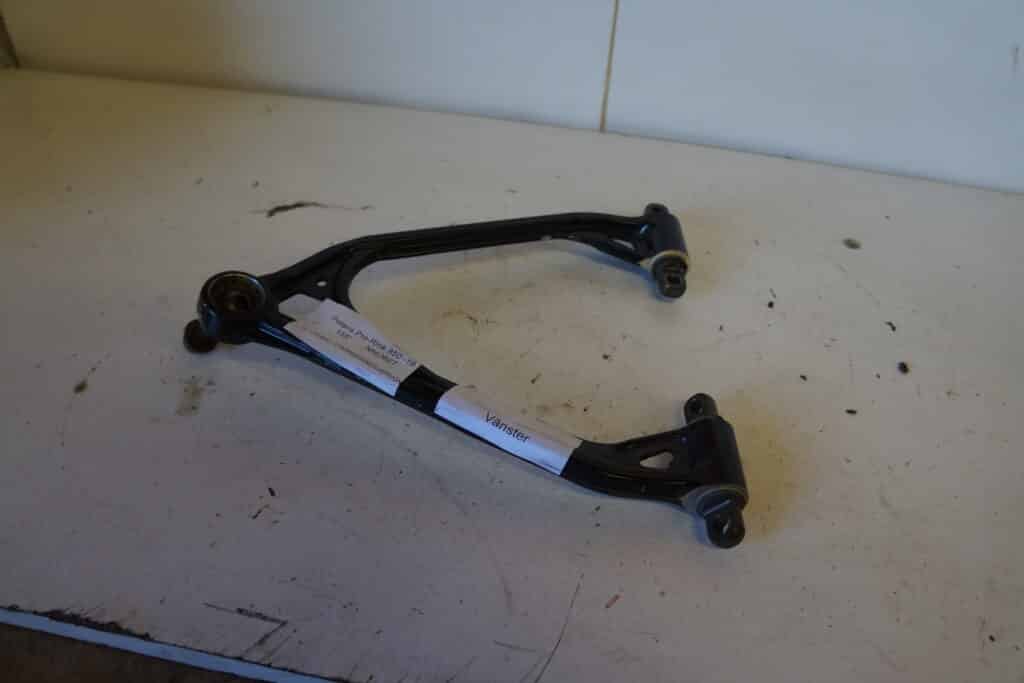 Polaris Pro-rmk 850 -19  A-arm övre vänster