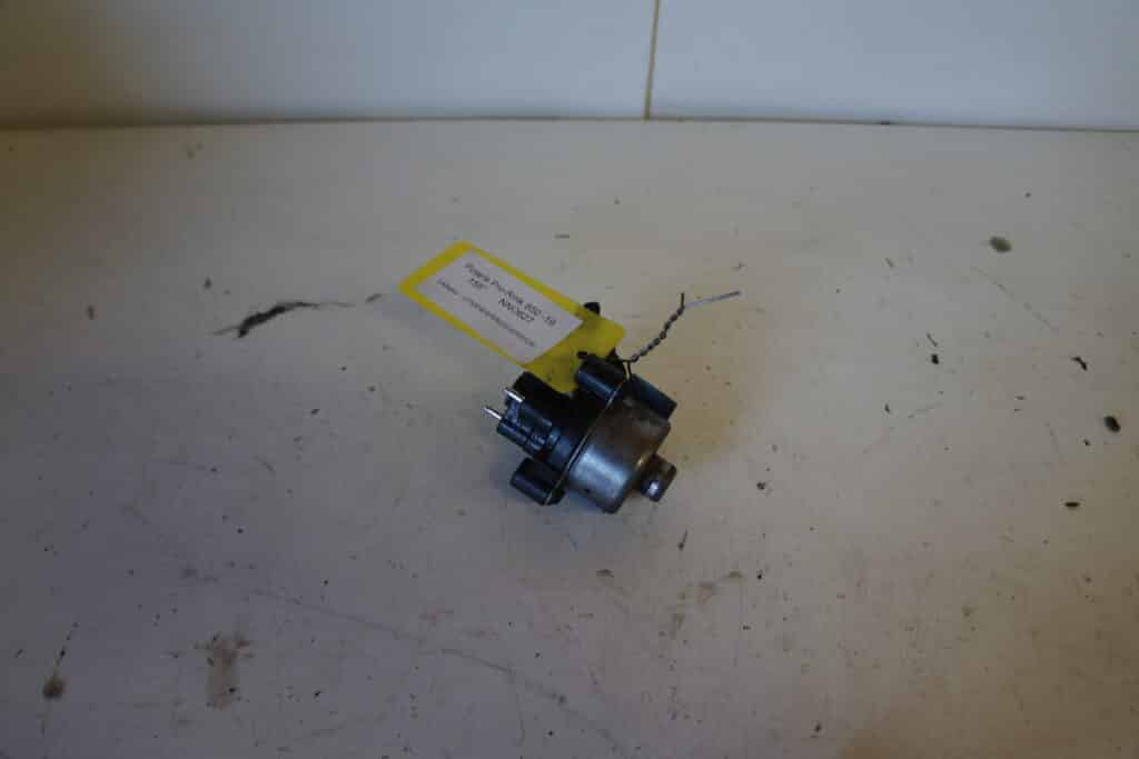 Polaris Pro-rmk 850 -19  Oljepump