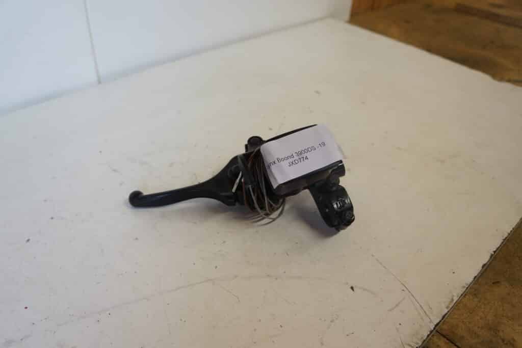 Lynx Boondocker 850 3900ds -19  bromshandtag